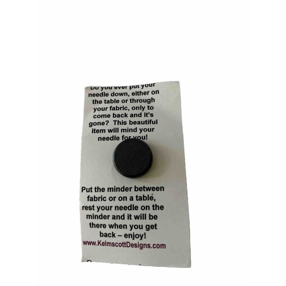 Kelmscott Designs Needle Minder Starry Night - Picture 3 of 4